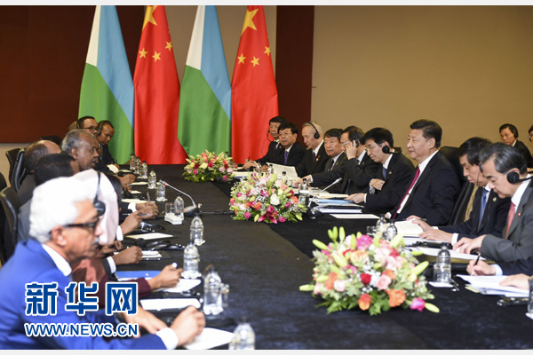 12月3日，國家主席習(xí)近平在約翰內(nèi)斯堡會見吉布提總統(tǒng)蓋萊。新華社記者 謝環(huán)馳 攝 

