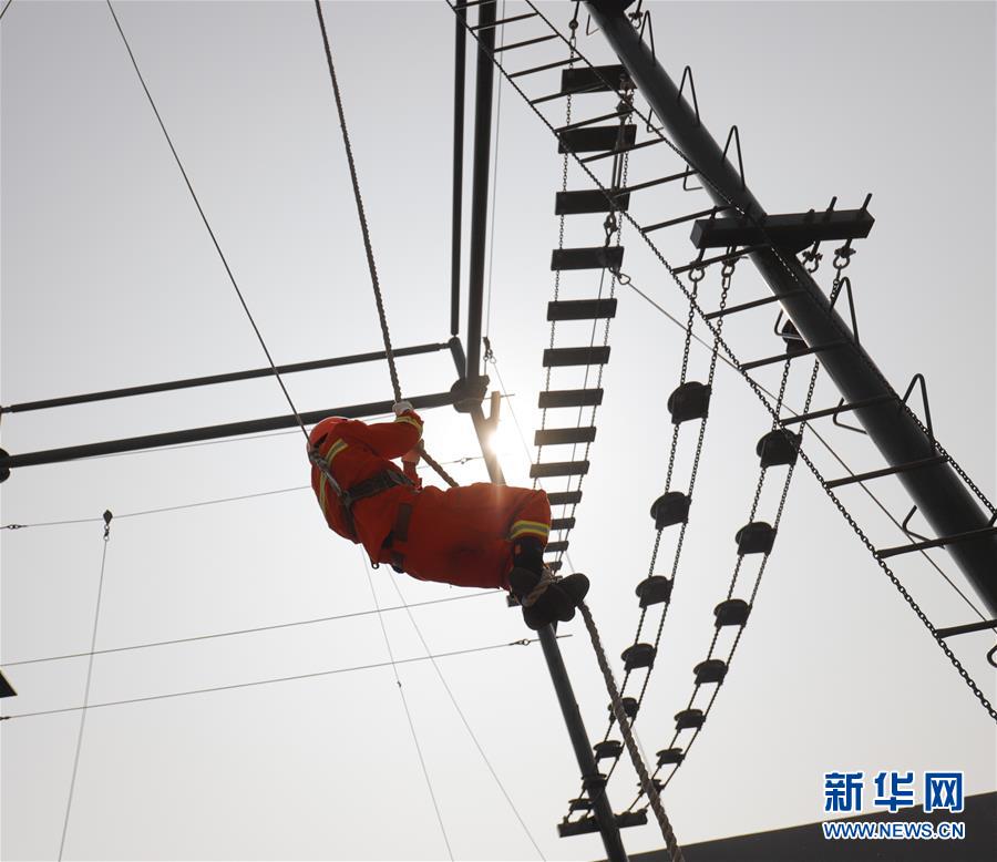 #（新華全媒頭條&middot;圖文互動）（13）高溫&ldquo;烤&rdquo;驗(yàn)四大洲 熱&ldquo;火&rdquo;還要燒多久