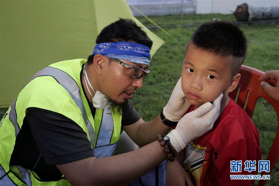 （國際&middot;圖文互動）（1）災(zāi)難面前，中印尼兩國人民的心更近了&mdash;&mdash;中國積極支援印尼救災(zāi)紀(jì)實
