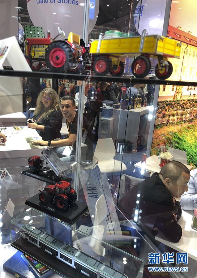 （新華全媒頭條&middot;圖文互動）（6）人間正道 浩蕩前行&mdash;&mdash;習近平主席出席首屆中國國際進口博覽會紀實