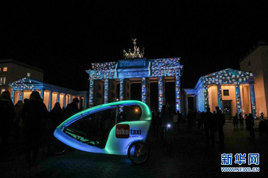 (國(guó)際)(10)德國(guó)柏林:夜來(lái)“菩提樹(shù)下”