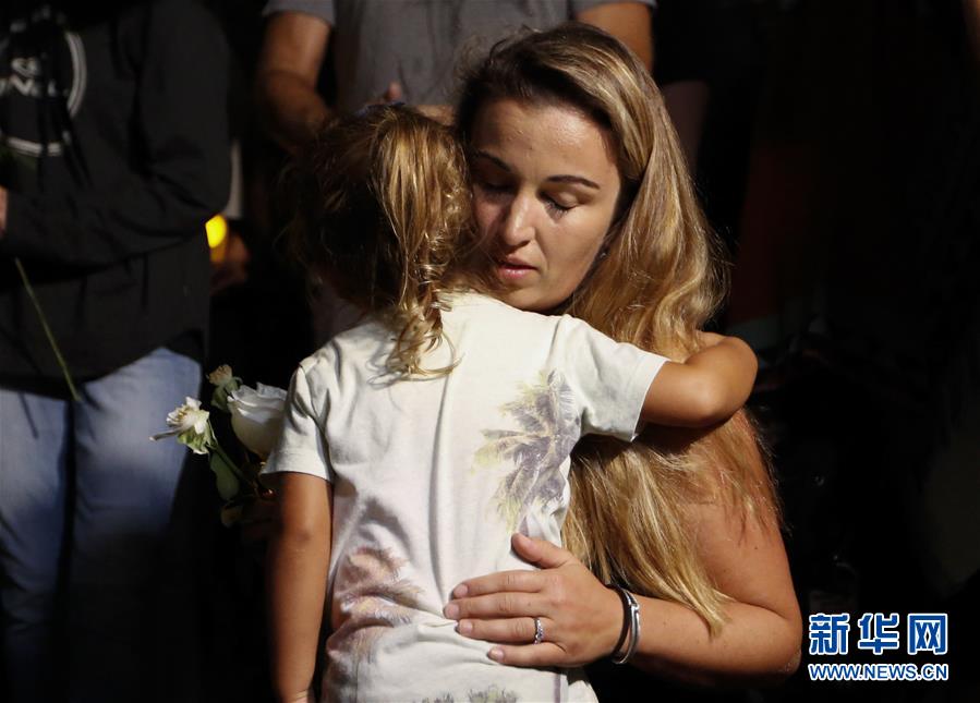 (國際)(1)美國加州游船失火事故確認(rèn)34人死亡