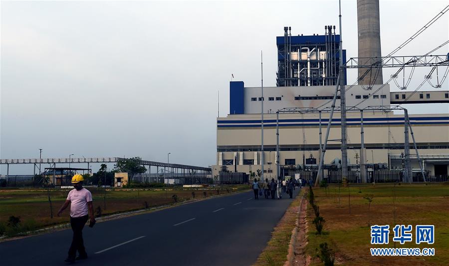 （新華全媒頭條&middot;圖文互動）（7）特稿：為互利合作注入新動力　為互聯(lián)互通開辟新空間&mdash;&mdash;寫在習(xí)近平主席赴印度出席中印領(lǐng)導(dǎo)人第二次非正式會晤并對尼泊爾進(jìn)行國事訪問之際