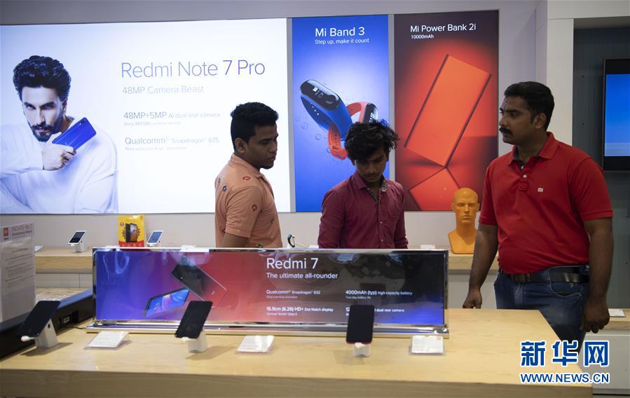 （習(xí)近平出訪(fǎng)配合稿&middot;圖文互動(dòng)）（5）特稿：電影、瑜伽、智能手機(jī)&mdash;&mdash;中印兩個(gè)文明古國(guó)交往&ldquo;新故事&rdquo;