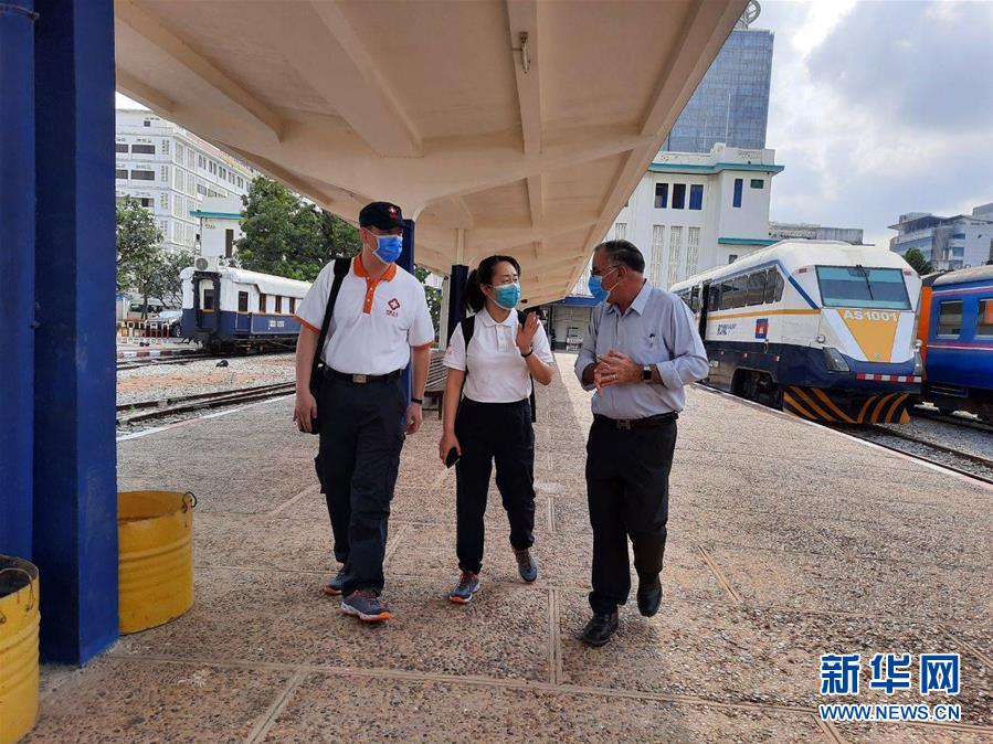 （國(guó)際疫情&middot;圖文互動(dòng)）（8）&ldquo;工作忙碌又細(xì)致，經(jīng)驗(yàn)豐富又專業(yè)&rdquo;&mdash;&mdash;一名柬埔寨青年眼中的中國(guó)援柬抗疫醫(yī)療專家組