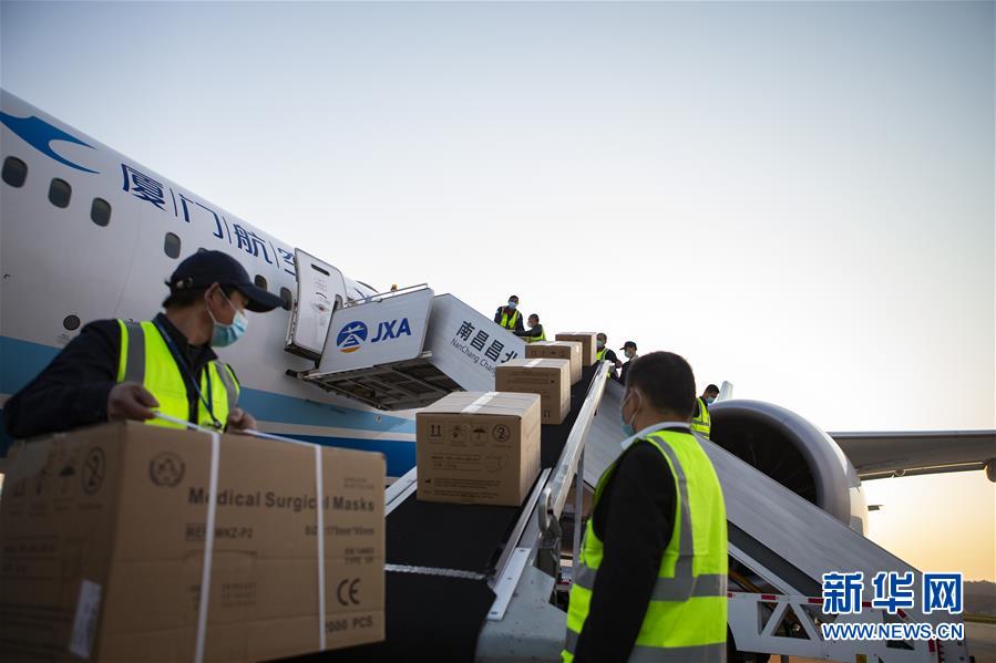 （聚焦疫情防控&middot;圖文互動）（2）江西開通醫(yī)用防護物資國際航空貨郵包機