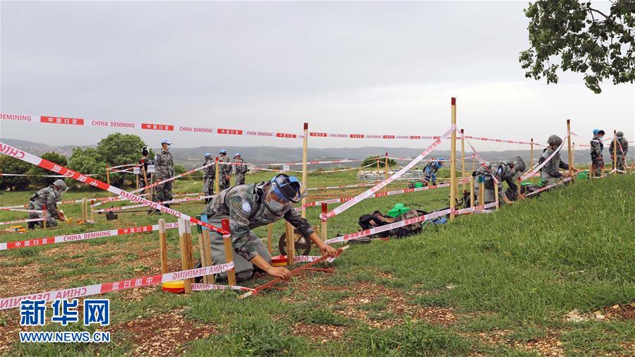 （國際&middot;圖文互動）（3）通訊：&ldquo;中國式掃雷精準且高效&rdquo;&mdash;&mdash;記聯(lián)黎官員視察中國維和官兵&ldquo;藍線&rdquo;掃雷訓練