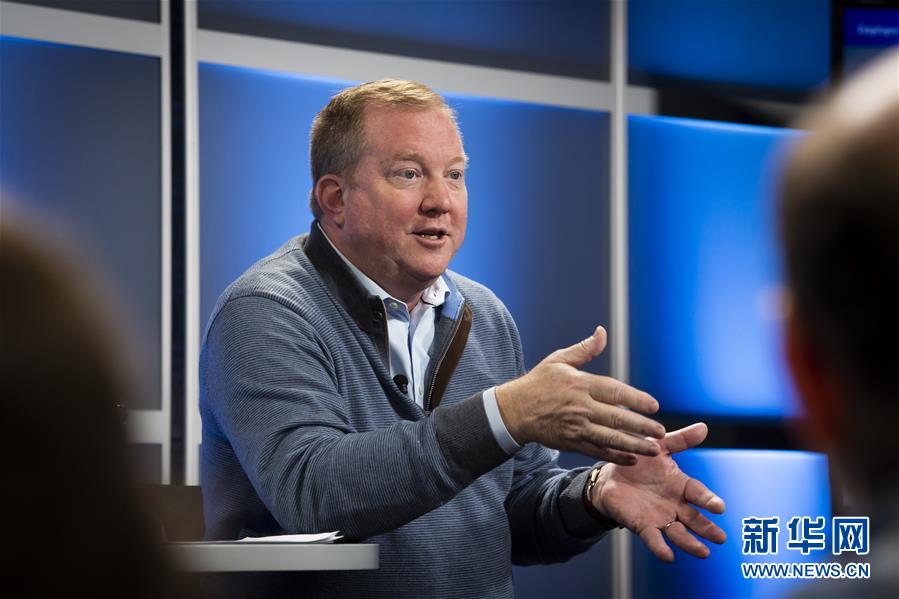 (國際·圖文互動)(1)專訪:中國是波音公司寶貴客戶和重要合作方——訪美國波音民用飛機集團總裁斯坦·迪爾