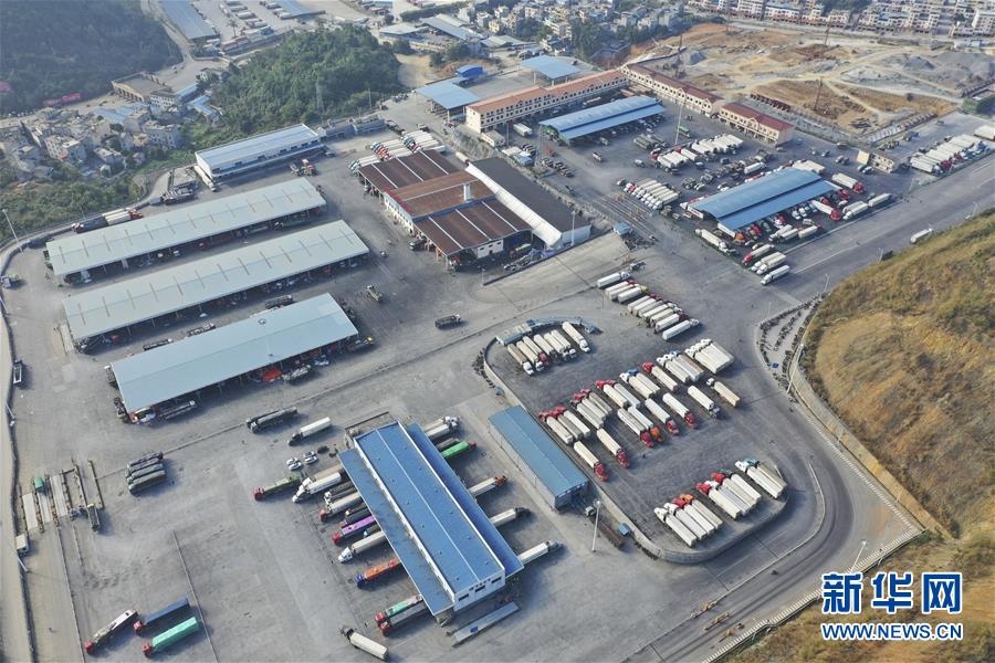 （新華全媒頭條&middot;圖文互動(dòng)）（5）中國(guó)&mdash;東盟自貿(mào)區(qū)：&ldquo;黃金十年&rdquo;塑造世界經(jīng)貿(mào)新格局