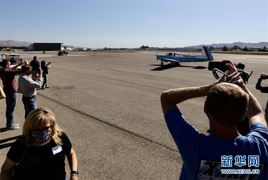 （國際&middot;圖文互動）（4）&ldquo;飛虎隊&rdquo;百歲老兵駕機重上藍天