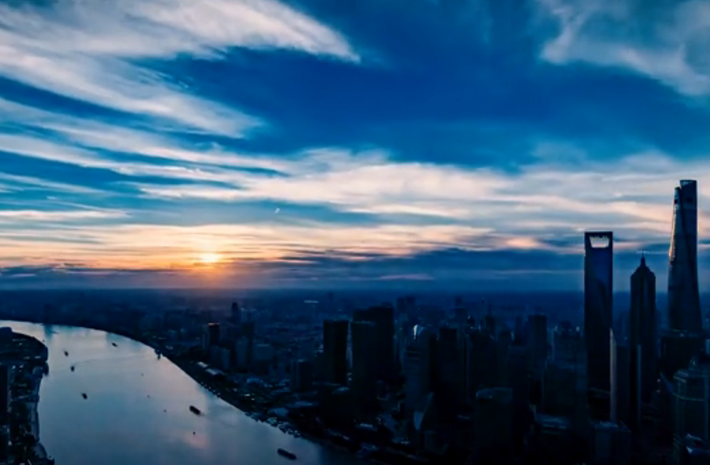 這一刻，瞰上海